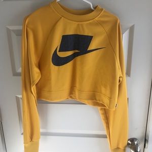 Nike cropped crew